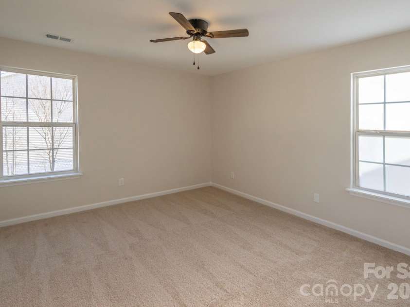 10631 Atkins Ridge Drive, Charlotte, NC 28213.  MLS# CAR4330313, YatesRealty ID 4742. Bed3