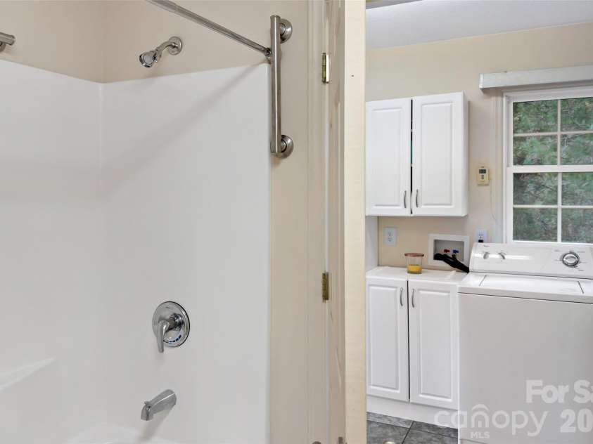 65 Gypsy Mountain Road, Marion, NC 28752.  MLS# CAR4353949, YatesRealty ID 4742. 