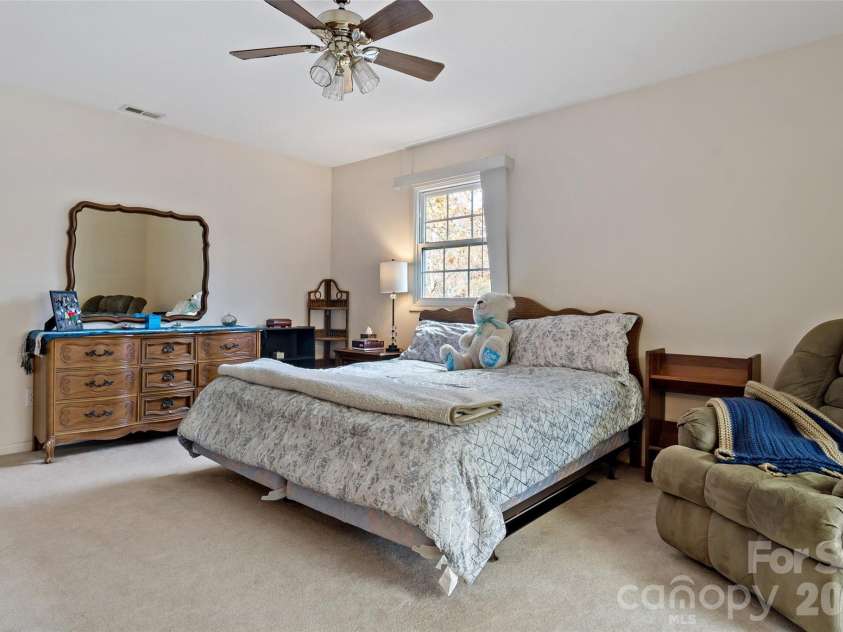 65 Gypsy Mountain Road, Marion, NC 28752.  MLS# CAR4353949, YatesRealty ID 4742. 