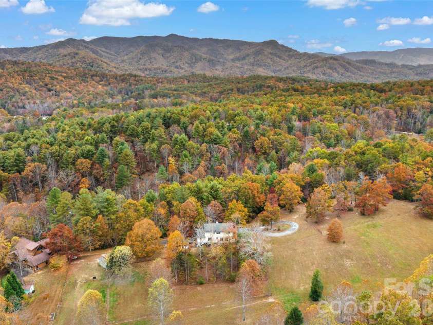 65 Gypsy Mountain Road, Marion, NC 28752.  MLS# CAR4353949, YatesRealty ID 4742. 