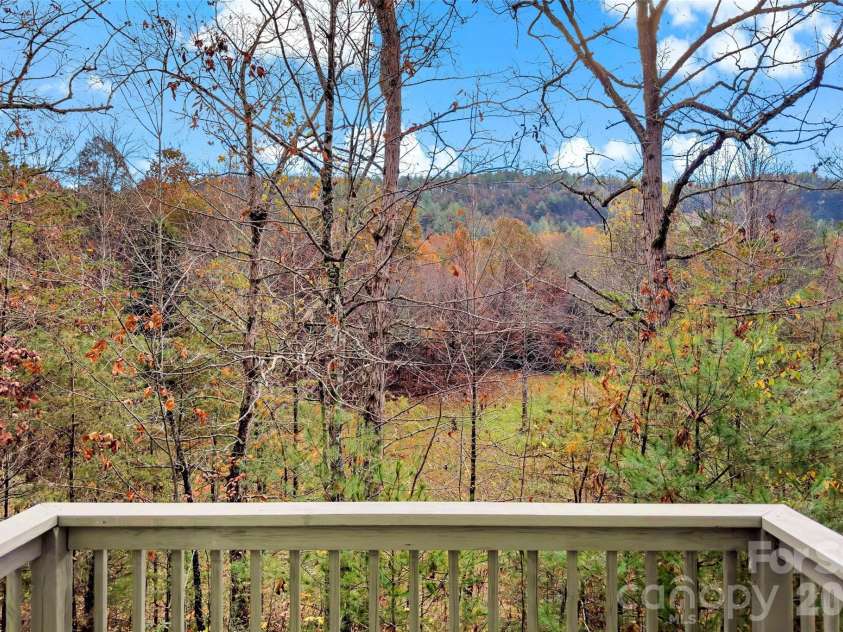 65 Gypsy Mountain Road, Marion, NC 28752.  MLS# CAR4353949, YatesRealty ID 4742. 