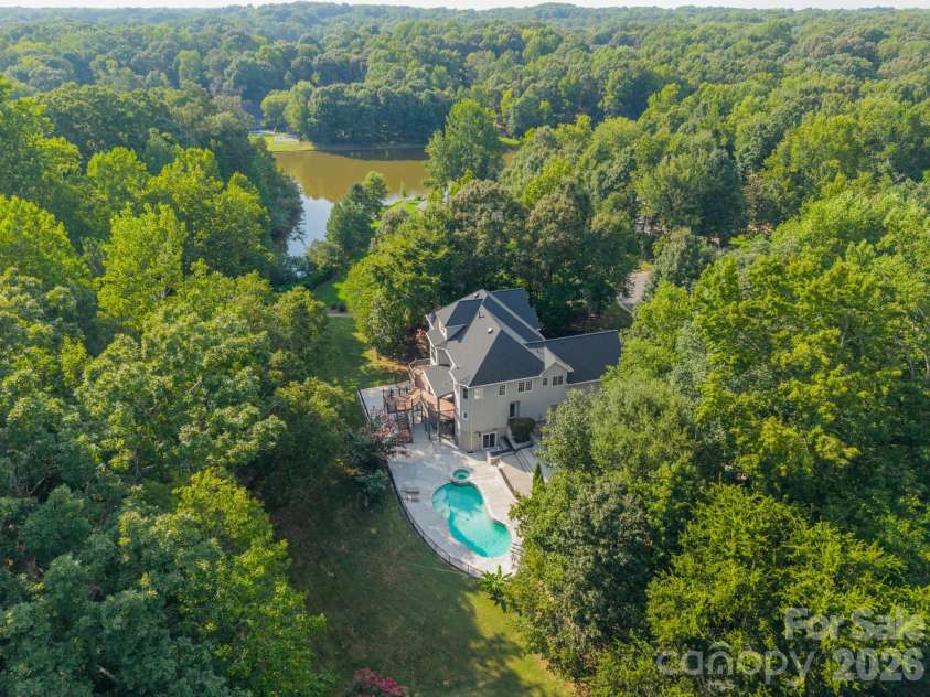 2006 Sandy Pond Lane, Waxhaw, NC 28173.  MLS# CAR4416862, YatesRealty ID 47421. 