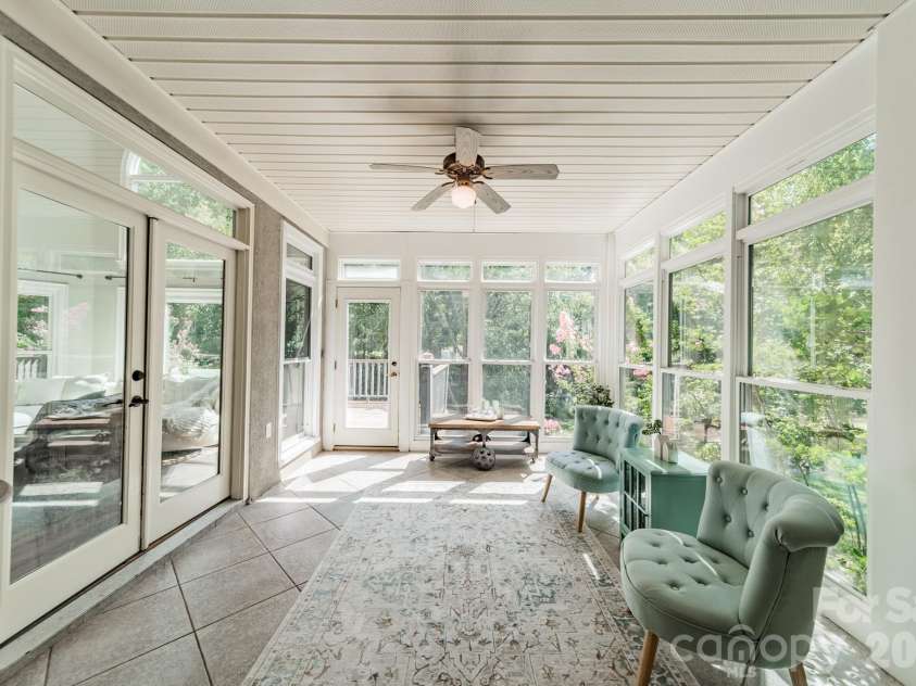 2006 Sandy Pond Lane, Waxhaw, NC 28173.  MLS# CAR4416862, YatesRealty ID 47421. 