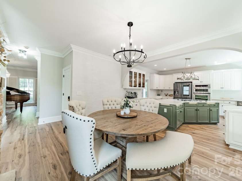 2006 Sandy Pond Lane, Waxhaw, NC 28173.  MLS# CAR4416862, YatesRealty ID 47421. 