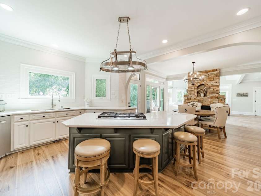 2006 Sandy Pond Lane, Waxhaw, NC 28173.  MLS# CAR4416862, YatesRealty ID 47421. 