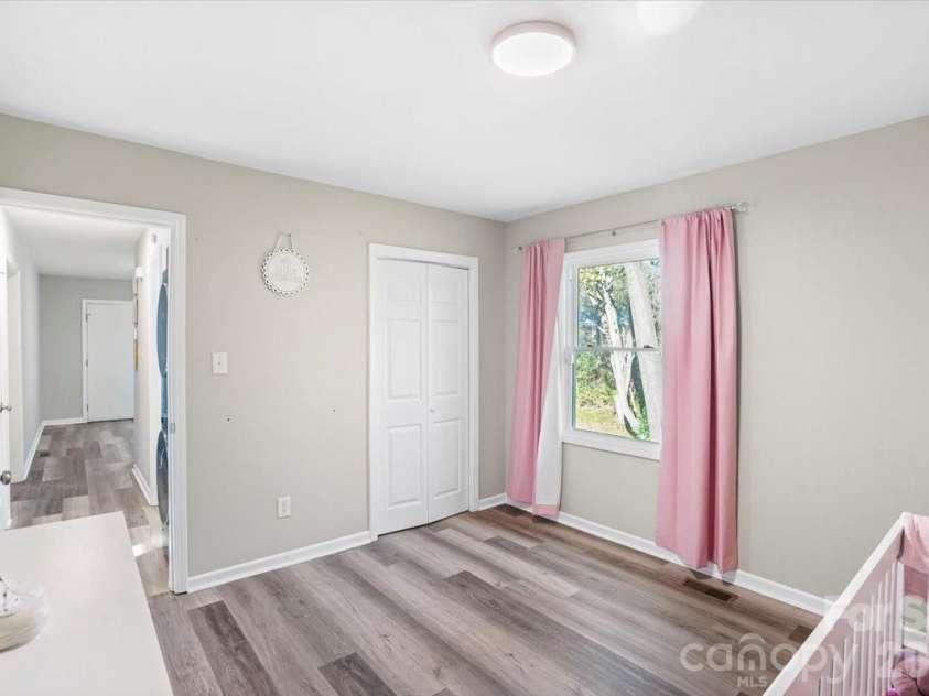 624 Dundeen Drive, Gastonia, NC 28052.  MLS# CAR4415515, YatesRealty ID 47422. 