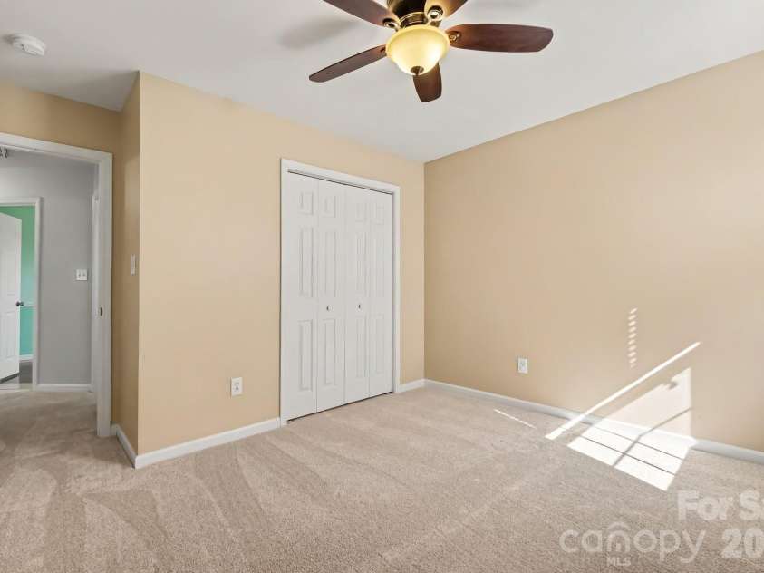 13316 Mallard Landing Road, Charlotte, NC 28278.  MLS# CAR4415708, YatesRealty ID 47423. 
