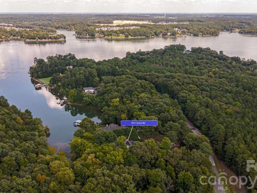 3911 Acacia Road, York, SC 29745.  MLS# CAR4415462, YatesRealty ID 47424. 