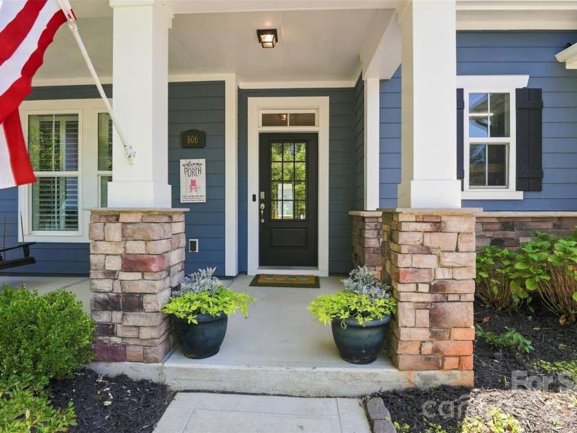 806 Pace Court, Fort Mill, SC 29715.  MLS# CAR4415932, YatesRealty ID 47427. 