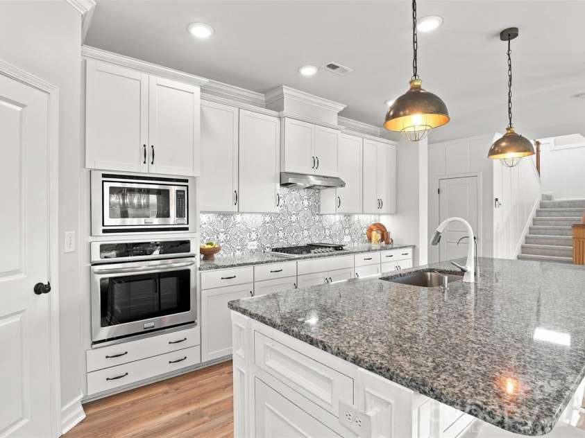 806 Pace Court, Fort Mill, SC 29715.  MLS# CAR4415932, YatesRealty ID 47427. 
