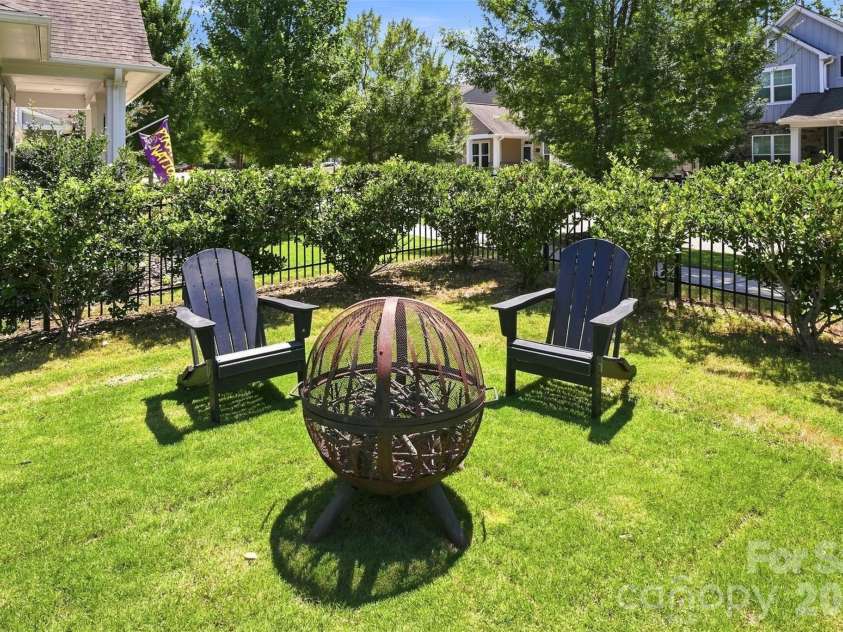 806 Pace Court, Fort Mill, SC 29715.  MLS# CAR4415932, YatesRealty ID 47427. 