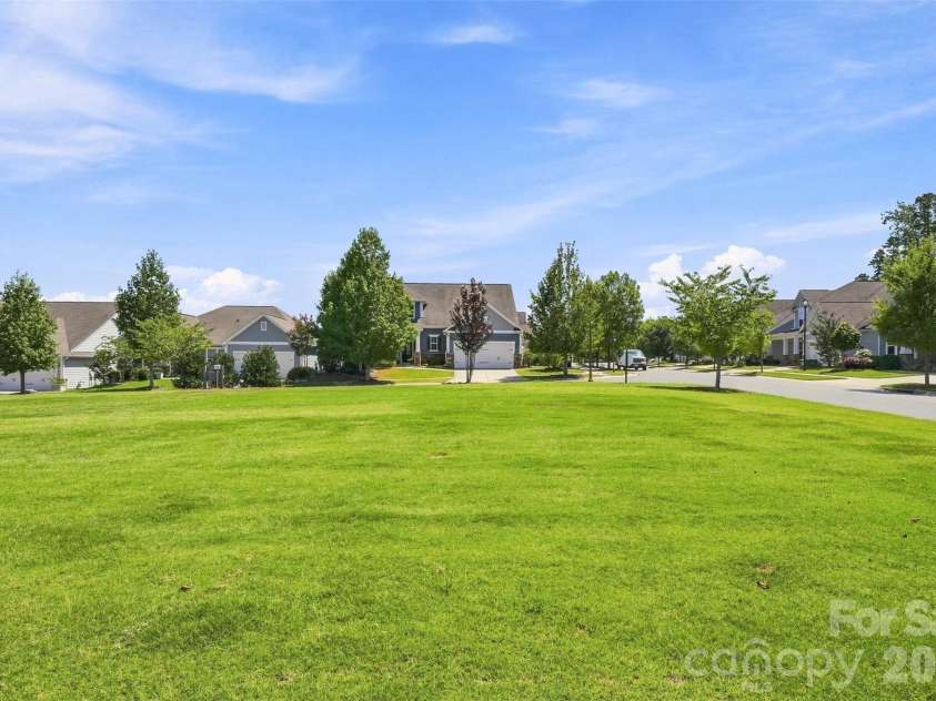 806 Pace Court, Fort Mill, SC 29715.  MLS# CAR4415932, YatesRealty ID 47427. The Meadow