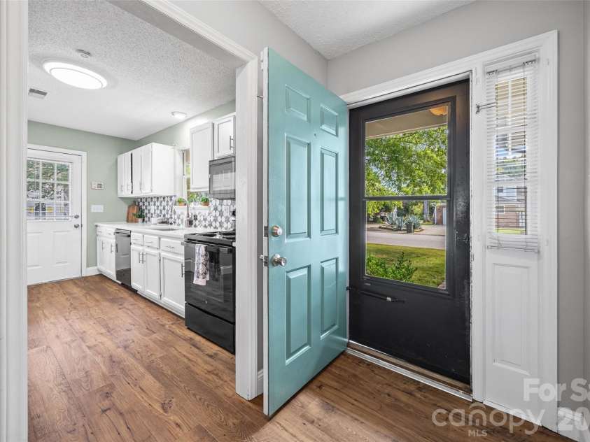 1508 Fieldcrest Circle, Rock Hill, SC 29732.  MLS# CAR4416859, YatesRealty ID 47428. 
