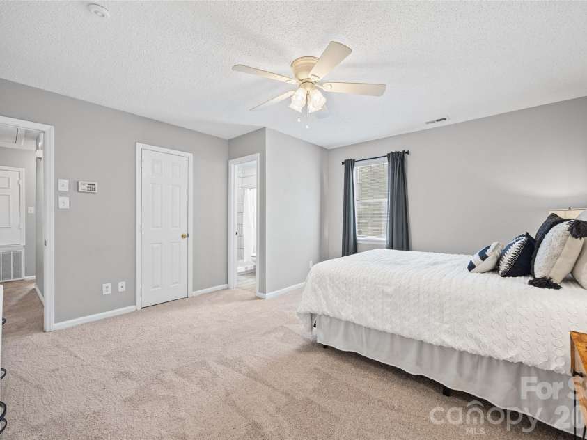 1508 Fieldcrest Circle, Rock Hill, SC 29732.  MLS# CAR4416859, YatesRealty ID 47428. 