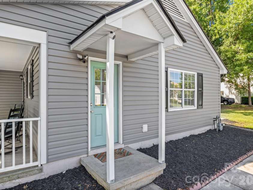 1508 Fieldcrest Circle, Rock Hill, SC 29732.  MLS# CAR4416859, YatesRealty ID 47428. 
