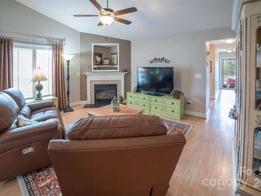137 Lady Slipper Lane, Valdese, NC 28690.  MLS# CAR4244103, YatesRealty ID 4743. 