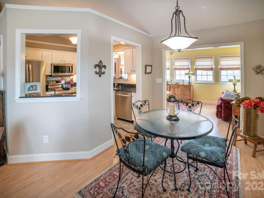 137 Lady Slipper Lane, Valdese, NC 28690.  MLS# CAR4244103, YatesRealty ID 4743. 