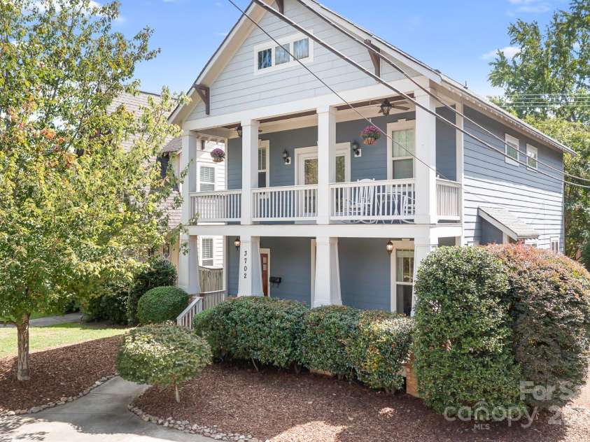 3702 Oakwood Avenue, Charlotte, NC 28205.  MLS# CAR4301480, YatesRealty ID 4743. 