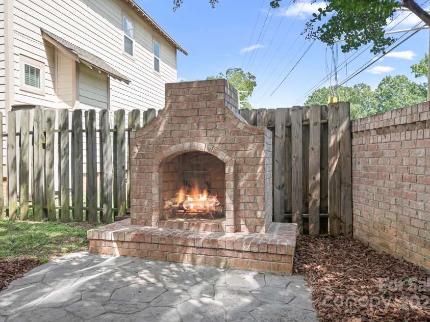 3702 Oakwood Avenue, Charlotte, NC 28205.  MLS# CAR4301480, YatesRealty ID 4743. 