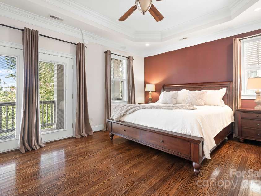 3702 Oakwood Avenue, Charlotte, NC 28205.  MLS# CAR4301480, YatesRealty ID 4743. 