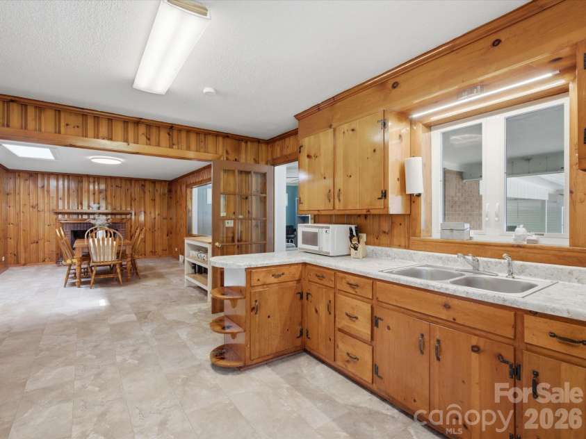 2311 Innes Street, Salisbury, NC 28146.  MLS# CAR4416988, YatesRealty ID 47430. 
