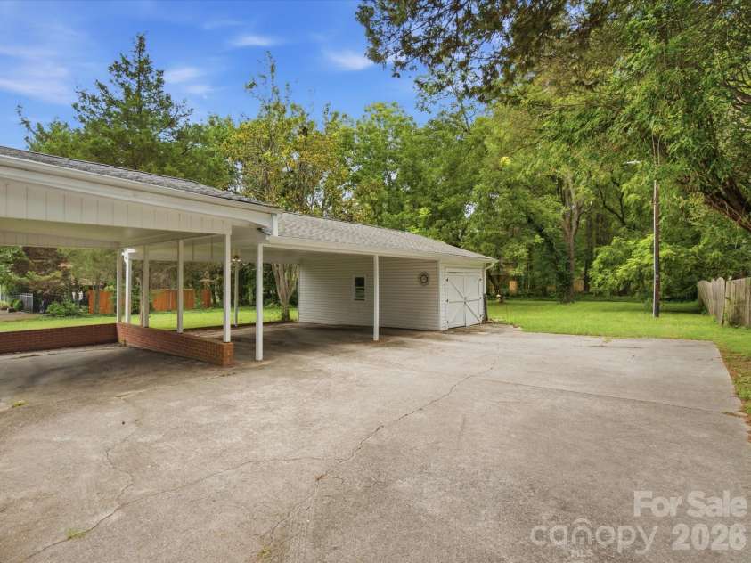 2311 Innes Street, Salisbury, NC 28146.  MLS# CAR4416988, YatesRealty ID 47430. 