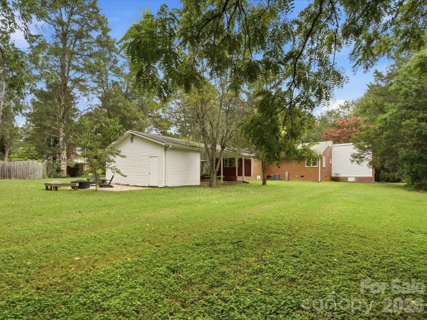 2311 Innes Street, Salisbury, NC 28146.  MLS# CAR4416988, YatesRealty ID 47430. 