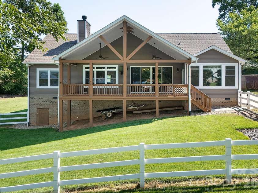 3825 Chevlot Hills Road, Sherrills Ford, NC 28673.  MLS# CAR4412803, YatesRealty ID 47434. 