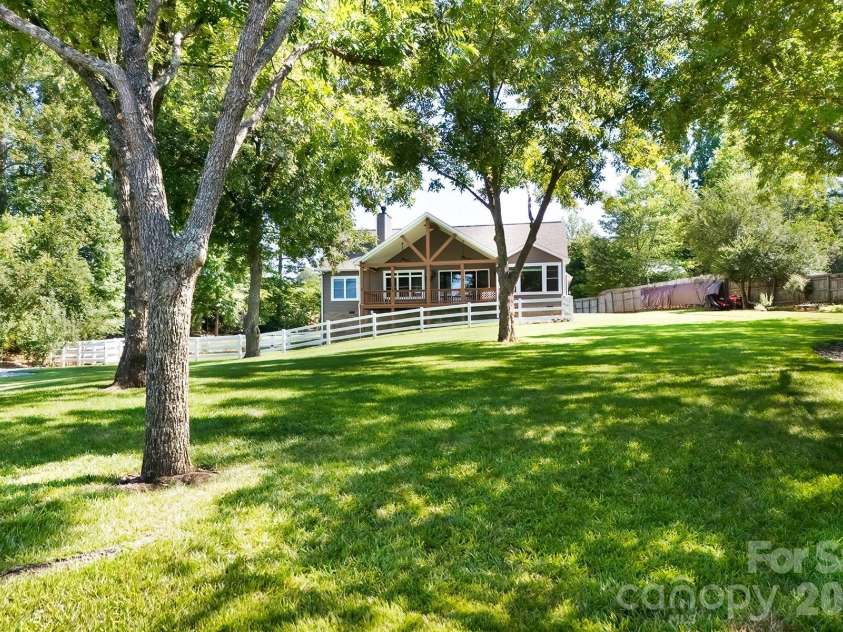 3825 Chevlot Hills Road, Sherrills Ford, NC 28673.  MLS# CAR4412803, YatesRealty ID 47434. 