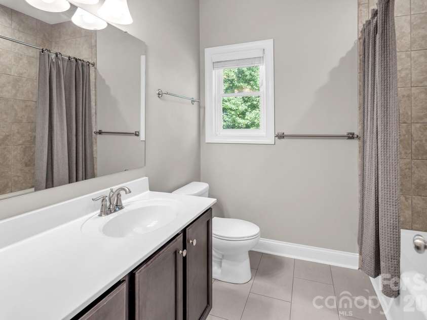 3825 Chevlot Hills Road, Sherrills Ford, NC 28673.  MLS# CAR4412803, YatesRealty ID 47434. Full Bath 2