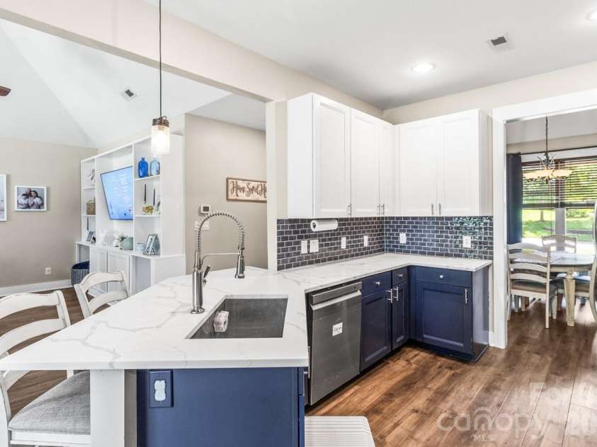 142 Bald Cypress Lane, Mooresville, NC 28115.  MLS# CAR4413039, YatesRealty ID 47435. 