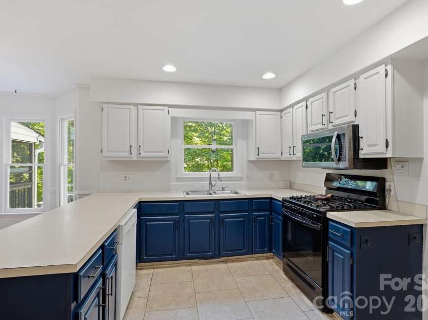 5607 Manchester Avenue, Harrisburg, NC 28075.  MLS# CAR4413718, YatesRealty ID 47438. 