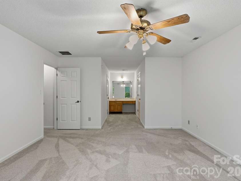 5607 Manchester Avenue, Harrisburg, NC 28075.  MLS# CAR4413718, YatesRealty ID 47438. 