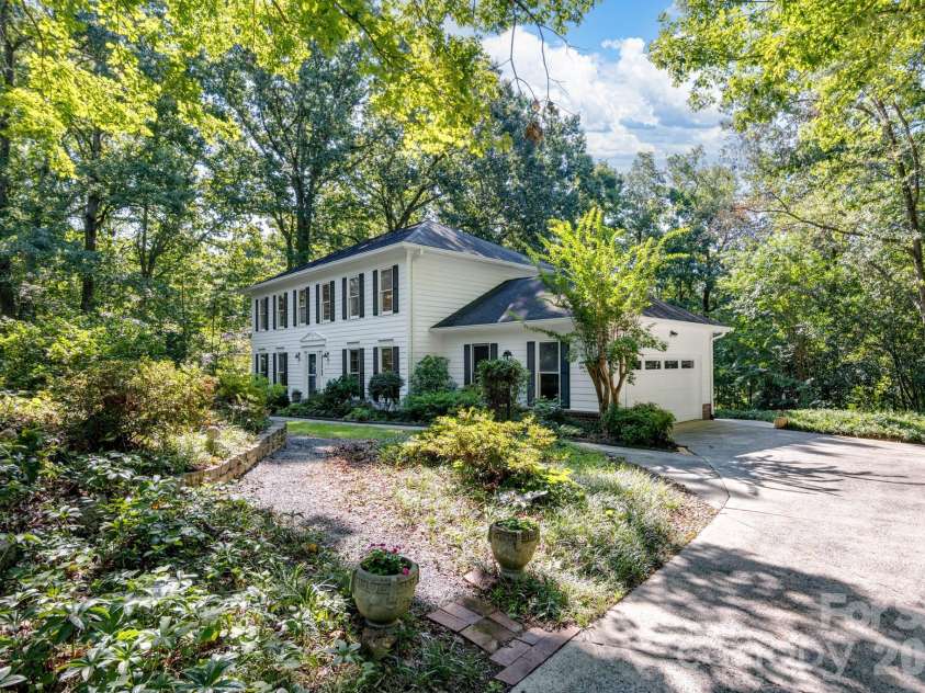 5607 Manchester Avenue, Harrisburg, NC 28075.  MLS# CAR4413718, YatesRealty ID 47438. 