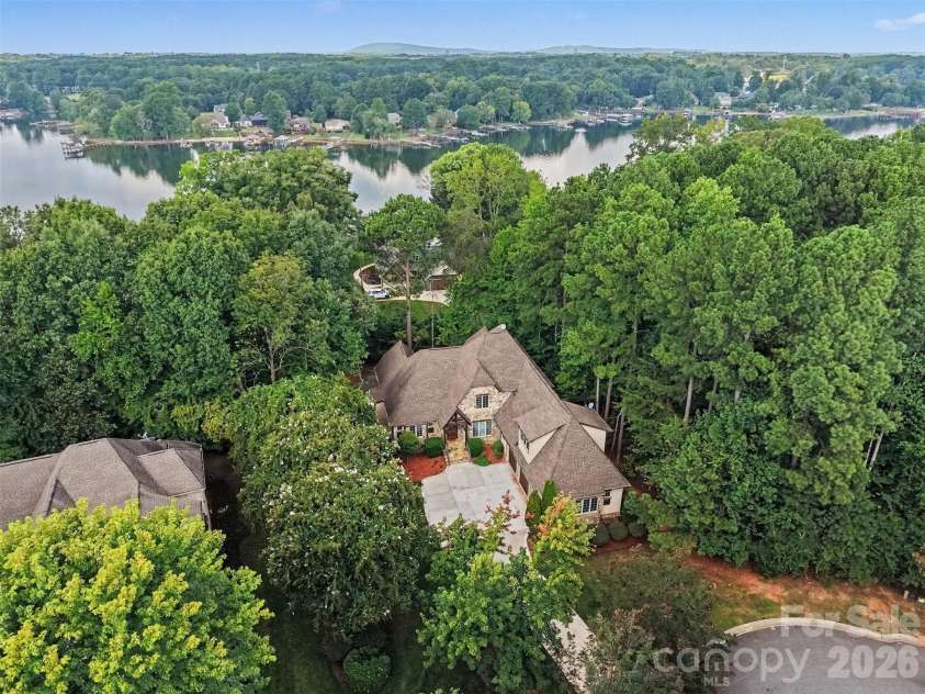 7484 Cottonwood Drive, Denver, NC 28037.  MLS# CAR4413902, YatesRealty ID 47439. 