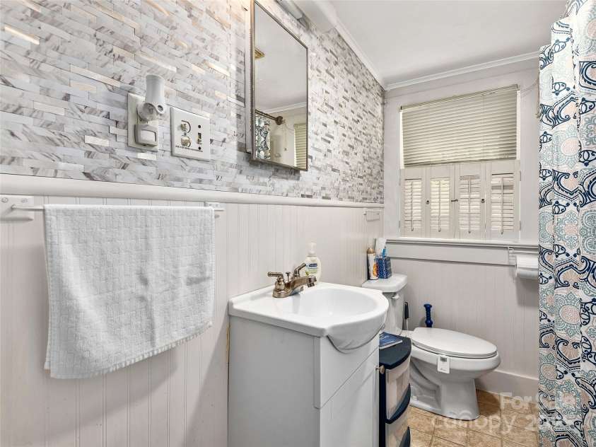 330 Johnson Branch Road, Maggie Valley, NC 28751.  MLS# CAR4244015, YatesRealty ID 4744. 