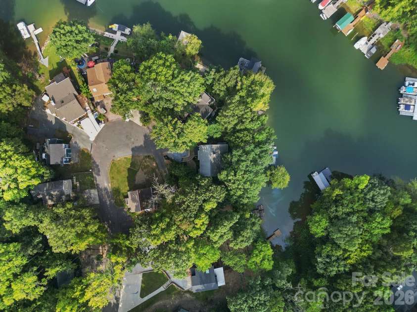27059 Catamaran Road, Tega Cay, SC 29708.  MLS# CAR4416066, YatesRealty ID 47440. 