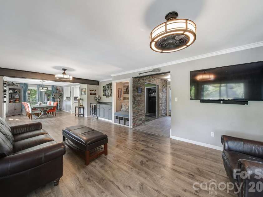 27059 Catamaran Road, Tega Cay, SC 29708.  MLS# CAR4416066, YatesRealty ID 47440. 
