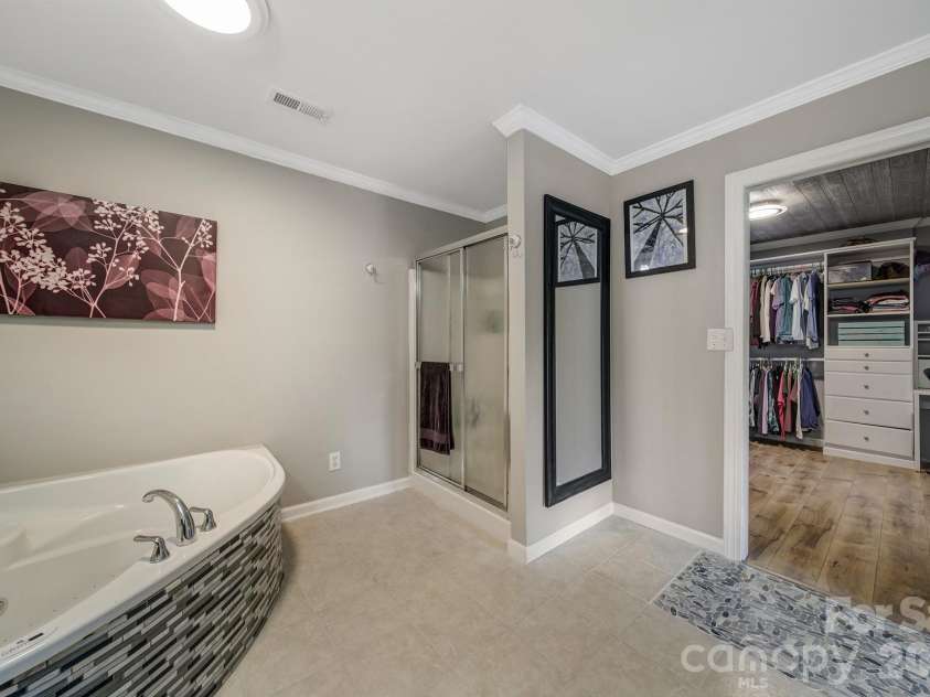 27059 Catamaran Road, Tega Cay, SC 29708.  MLS# CAR4416066, YatesRealty ID 47440. 