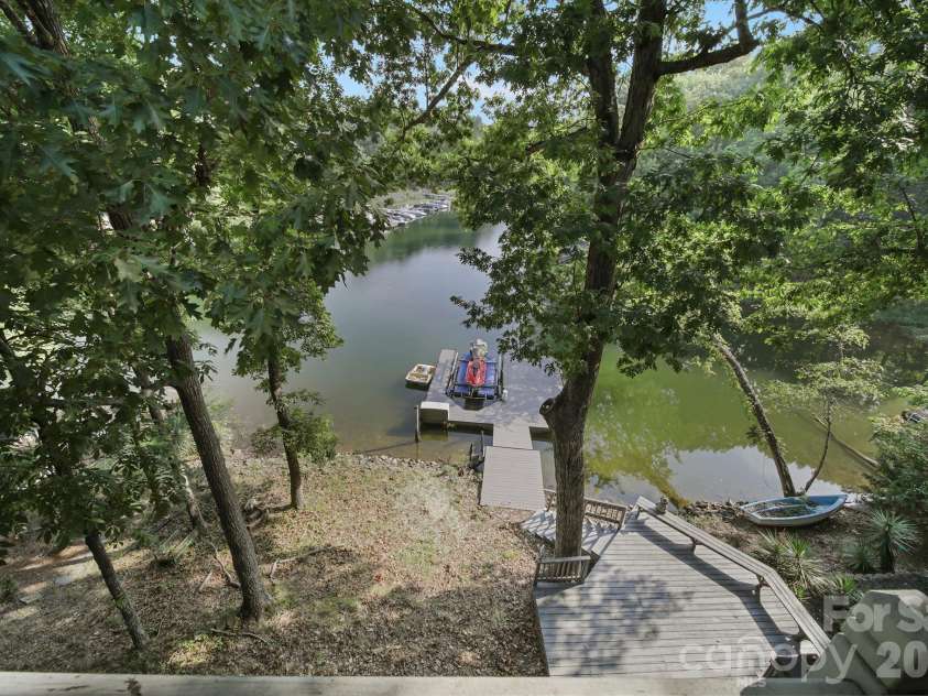 27059 Catamaran Road, Tega Cay, SC 29708.  MLS# CAR4416066, YatesRealty ID 47440. 