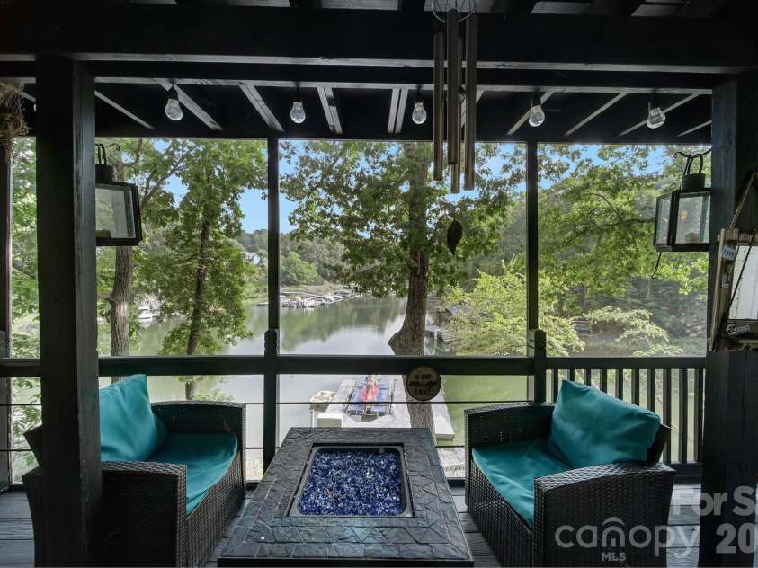27059 Catamaran Road, Tega Cay, SC 29708.  MLS# CAR4416066, YatesRealty ID 47440. 