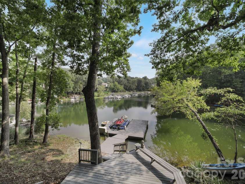27059 Catamaran Road, Tega Cay, SC 29708.  MLS# CAR4416066, YatesRealty ID 47440. 