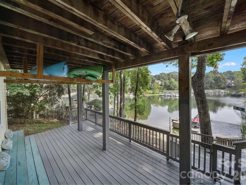 27059 Catamaran Road, Tega Cay, SC 29708.  MLS# CAR4416066, YatesRealty ID 47440. 
