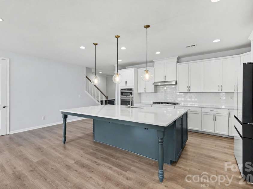 8017 Creek Park Drive, Denver, NC 28037.  MLS# CAR4416308, YatesRealty ID 47441. 