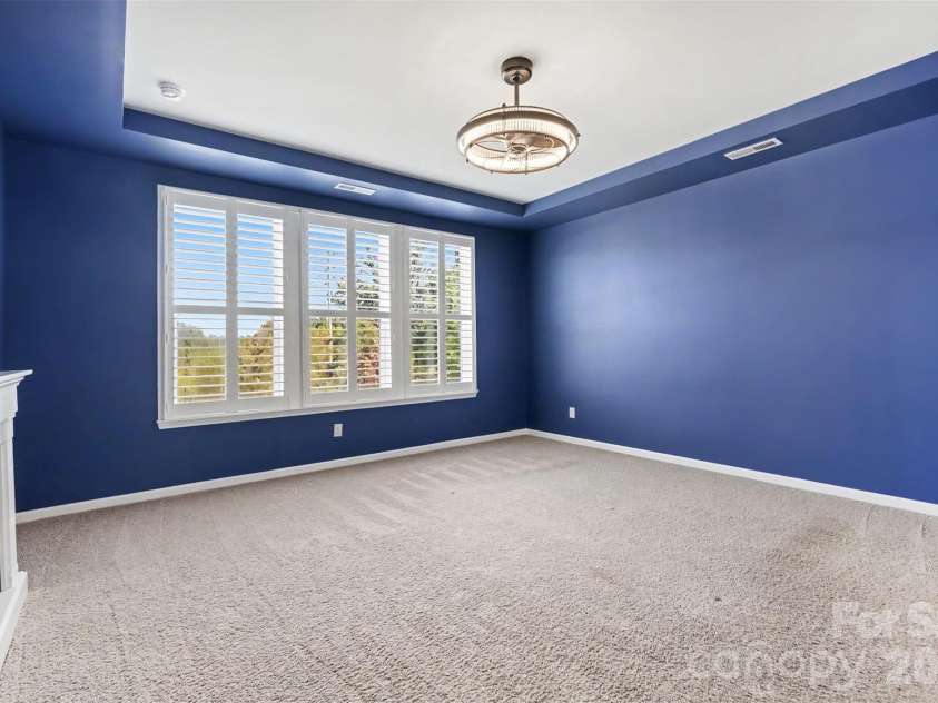 8017 Creek Park Drive, Denver, NC 28037.  MLS# CAR4416308, YatesRealty ID 47441. 