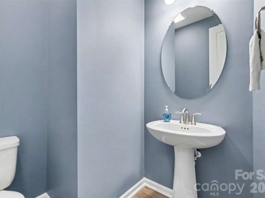8017 Creek Park Drive, Denver, NC 28037.  MLS# CAR4416308, YatesRealty ID 47441. 