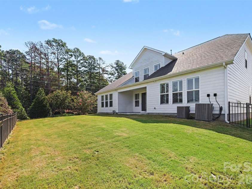 8017 Creek Park Drive, Denver, NC 28037.  MLS# CAR4416308, YatesRealty ID 47441. 