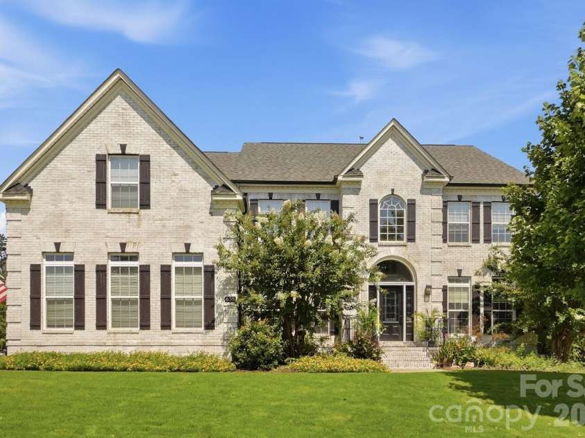 638 Reliance Court, Tega Cay, SC 29708.  MLS# CAR4416296, YatesRealty ID 47446. 
