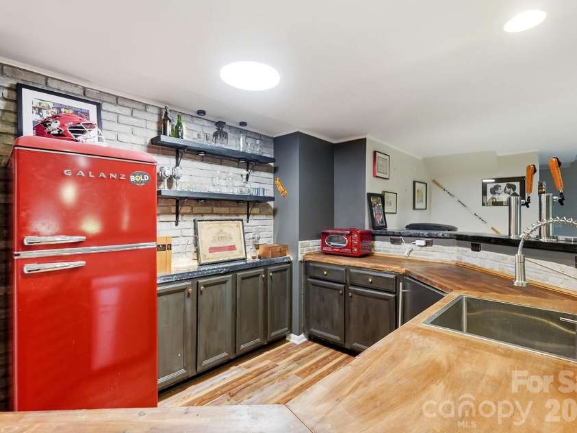 638 Reliance Court, Tega Cay, SC 29708.  MLS# CAR4416296, YatesRealty ID 47446. 