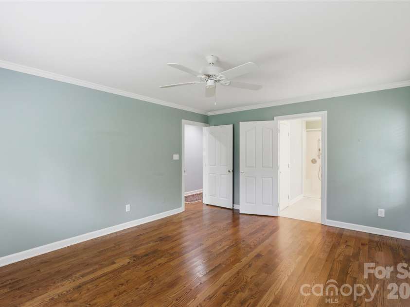 18 Creekside Way, Asheville, NC 28804.  MLS# CAR4411851, YatesRealty ID 47449. Private retreat